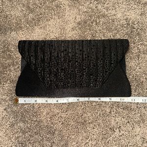 SMALL BLACK BEADED CLUTCH PURSE
